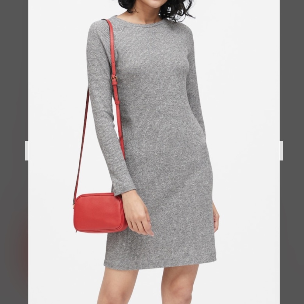 Banana Republic Luxespun raglan dress